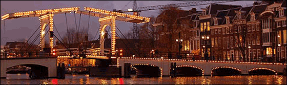 Limousine door de grachten van amsterdam